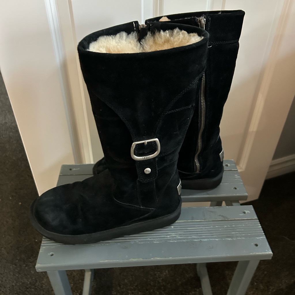 Ugg Old School Black Suede Boots With Silver Logo